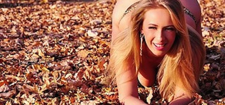 Lady Evelin – What an Ass Lady Evelin – What an Ass